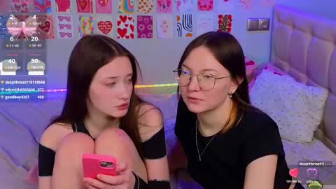 Snapshot of _reverse_gang_ chatting on March 2, 2025, 9:43 pm LISSAPVT IS OPEN online show from March 2, 2025, 9:43 pm