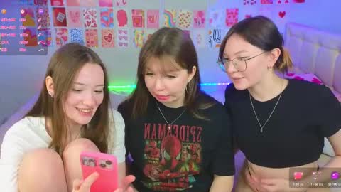 Snapshot of _reverse_gang_ chatting on March 6, 2025, 6:26 pm LISSAPVT IS OPEN online show from March 6, 2025, 6:26 pm