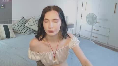 Snapshot of _reverse_gang_ chatting on September 19, 2025, 4:47 am LISSAPVT IS OPEN online show from September 19, 2025, 4:47 am