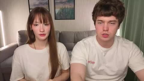 Snapshot of _reverse_gang_ chatting on October 20, 2025, 4:29 pm LISSAPVT IS OPEN online show from October 20, 2025, 4:29 pm