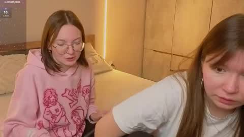 Snapshot of _reverse_gang_ chatting on October 28, 2025, 2:26 am LISSAPVT IS OPEN online show from October 28, 2025, 2:26 am