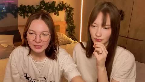 Snapshot of _reverse_gang_ chatting on December 2, 2025, 6:41 am LISSAPVT IS OPEN online show from December 2, 2025, 6:41 am