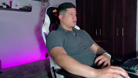 Roberto online show from December 19, 2025, 11:39 am