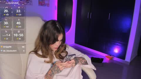   online show from January 30, 2025, 3:19 pm