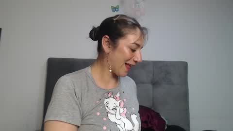 Snapshot of _samaanta_ chatting on April 10, 2026, 2:39 am Samanta online show from April 10, 2026, 2:39 am