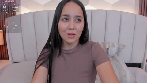 Antonella  online show from February 6, 2025, 4:14 pm