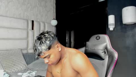 _sammy_ice online show from January 27, 2025, 1:16 am