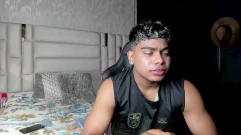 _sammy_ice online show from February 19, 2025, 3:05 pm