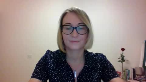 _sandyqueen__ online show from November 29, 2025, 6:55 pm