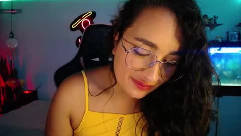 Snapshot of _santalove_ chatting on January 15, 2025, 2:06 am SantaLove online show from January 15, 2025, 2:06 am