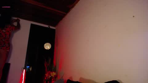 Snapshot of _santalove_ chatting on January 25, 2025, 11:32 pm SantaLove online show from January 25, 2025, 11:32 pm