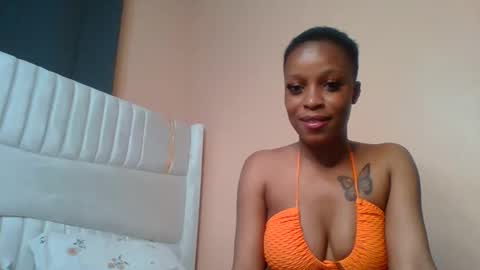 _sassydiva_ online show from November 27, 2025, 1:57 pm