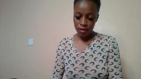 _sassydiva_ online show from December 1, 2025, 8:14 pm