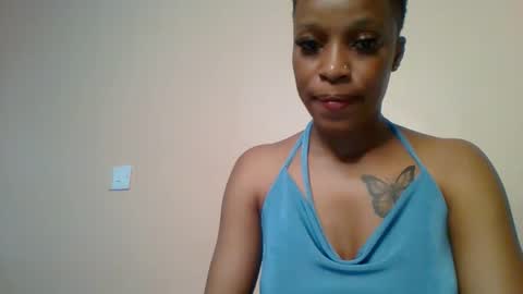 _sassydiva_ online show from December 3, 2025, 1:09 pm