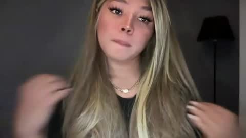 Snapshot of _seductive_jane chatting on June 19, 2026, 3:27 pm ENAJ online show from June 19, 2026, 3:27 pm
