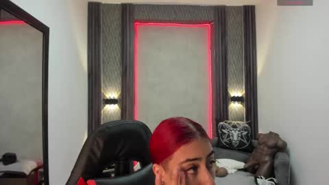 Selene online show from February 10, 2025, 2:48 pm