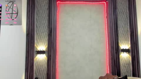 Selene online show from March 4, 2025, 4:30 pm