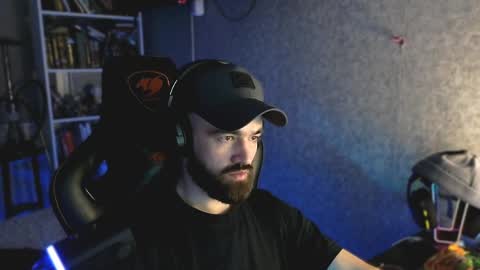 Ask me online show from April 1, 2026, 11:24 pm