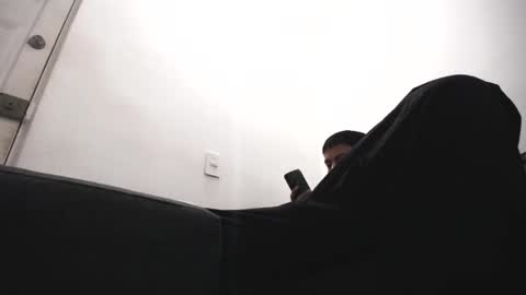 Juan Pablo-independent model online show from March 3, 2025, 5:42 am