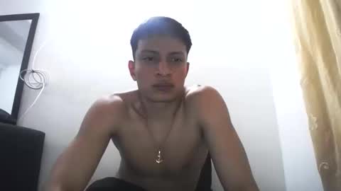 Juan Pablo-independent model online show from March 6, 2025, 5:46 am