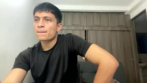 Juan Pablo-independent model online show from March 19, 2026, 6:06 am