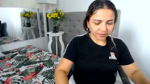 Snapshot of _sexyredhead_ chatting on July 15, 2026, 12:10 pm KATA online show from July 15, 2026, 12:10 pm