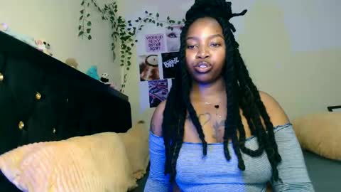 _sexysquirter online show from April 17, 2026, 6:44 pm