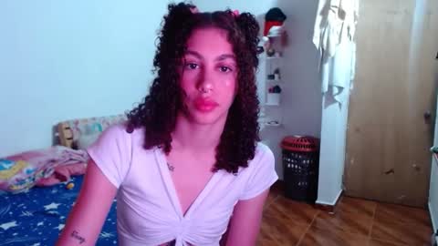 Snapshot of _shanellxxx chatting on April 29, 2026, 7:31 pm _shanellxxx online show from April 29, 2026, 7:31 pm