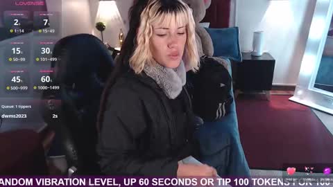 _sharlotte777 online show from February 10, 2025, 1:11 pm