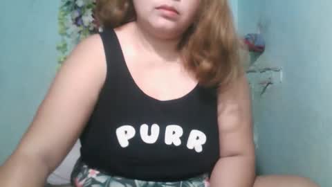 Snapshot of _simply_mama chatting on March 22, 2026, 10:02 pm _simply_mama online show from March 22, 2026, 10:02 pm