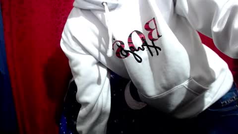 _skyleer_ online show from January 9, 2026, 11:39 pm