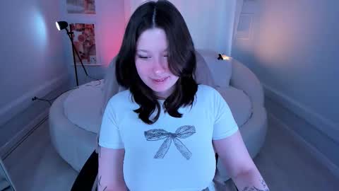 Sofi  Follow me  online show from February 24, 2026, 8:45 am