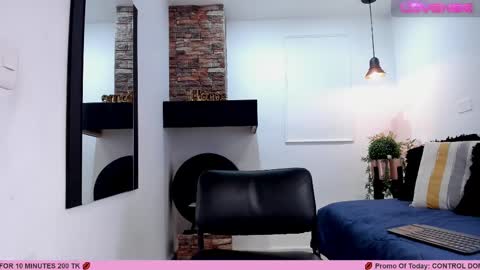 Snapshot of _sofia_cruz chatting on March 2, 2025, 11:29 am 640 200 online show from March 2, 2025, 11:29 am