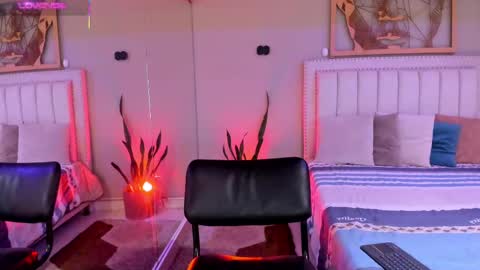 Snapshot of _sofia_cruz chatting on September 11, 2025, 8:09 pm 640 200 online show from September 11, 2025, 8:09 pm