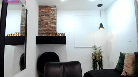 Snapshot of _sofia_cruz chatting on September 14, 2025, 5:23 pm 640 200 online show from September 14, 2025, 5:23 pm