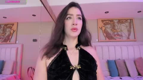 Snapshot of _sofia_cruz chatting on September 18, 2025, 7:27 pm 640 200 online show from September 18, 2025, 7:27 pm