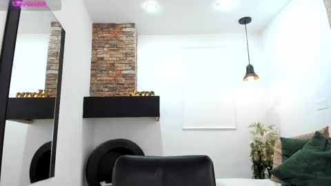 Snapshot of _sofia_cruz chatting on September 21, 2025, 11:56 am 640 200 online show from September 21, 2025, 11:56 am