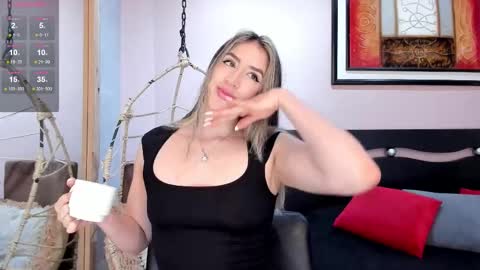 Snapshot of _sofia_cruz chatting on December 22, 2025, 7:22 pm 640 200 online show from December 22, 2025, 7:22 pm