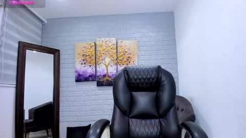 Snapshot of _sofia_cruz chatting on April 27, 2026, 7:34 pm 640 200 online show from April 27, 2026, 7:34 pm