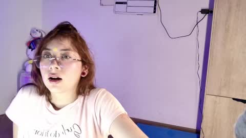 Snapshot of _sofivalentinaa chatting on April 25, 2026, 4:59 pm sofiiivalentinaA online show from April 25, 2026, 4:59 pm