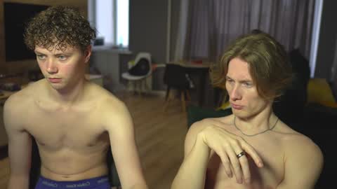 OLIVERpvt is open online show from February 6, 2025, 11:54 am