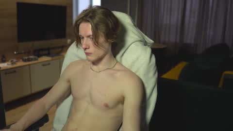 OLIVERpvt is open online show from February 28, 2025, 3:59 am