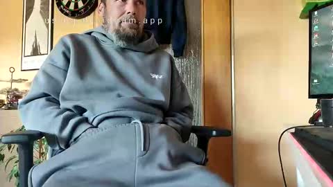 Snapshot of _spicymike_ chatting on April 29, 2026, 11:58 am _spicymike_ online show from April 29, 2026, 11:58 am