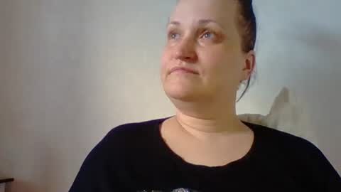 Snapshot of _squirty_pussyyy_ chatting on February 23, 2025, 3:18 pm Melisa online show from February 23, 2025, 3:18 pm