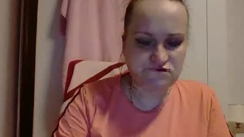 Snapshot of _squirty_pussyyy_ chatting on February 28, 2025, 7:46 pm Melisa online show from February 28, 2025, 7:46 pm
