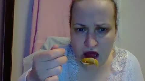 Snapshot of _squirty_pussyyy_ chatting on March 9, 2025, 6:21 pm Melisa online show from March 9, 2025, 6:21 pm
