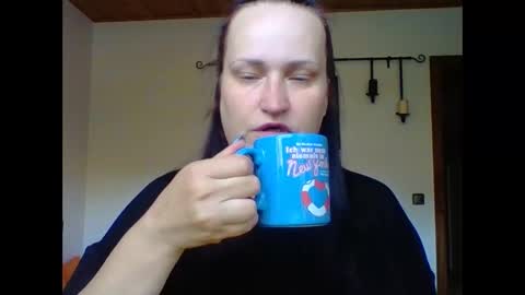 Snapshot of _squirty_pussyyy_ chatting on September 15, 2025, 6:46 am Melisa online show from September 15, 2025, 6:46 am