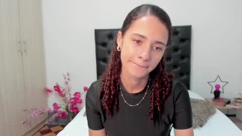 Sussi online show from February 3, 2025, 1:30 pm