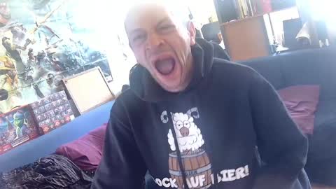 Snapshot of _svenerd_____ chatting on April 26, 2026, 11:52 am _svenerd_____ online show from April 26, 2026, 11:52 am