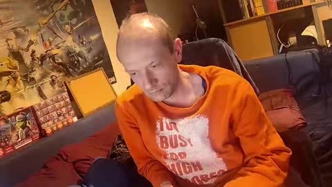 Snapshot of _svenerd_____ chatting on May 8, 2026, 11:43 pm _svenerd_____ online show from May 8, 2026, 11:43 pm